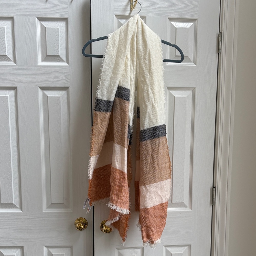 Old Navy Cozy Striped Scarf in Cream and Brown